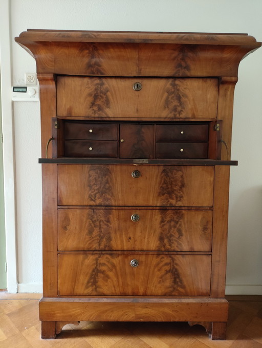 Chiffonierie / commode / meuble à abattant ancien