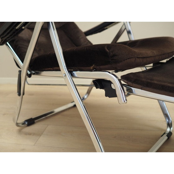 Image 1 of Fauteuil en velours brun, design danois, années 1970, production : Danemark