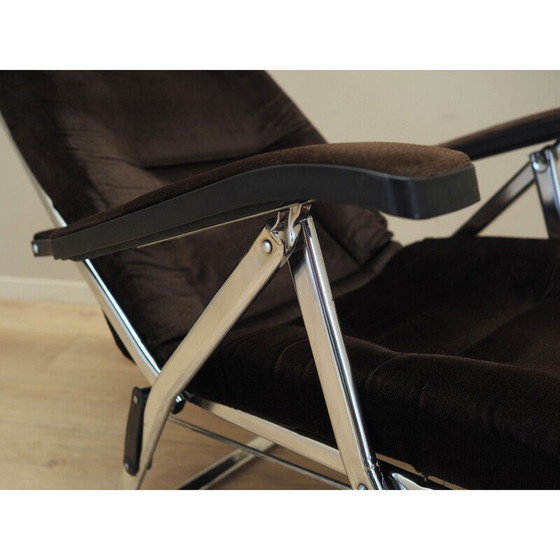 Image 1 of Fauteuil en velours brun, design danois, années 1970, production : Danemark