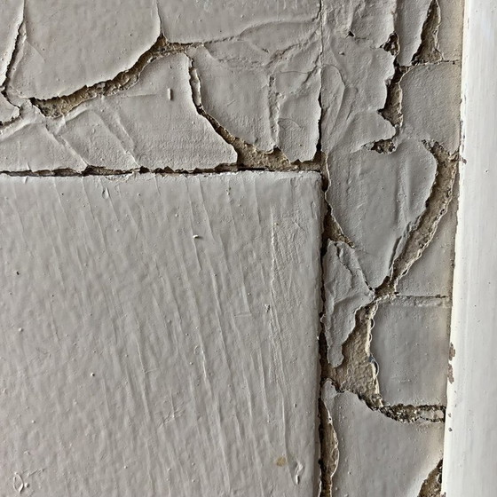 Image 1 of Buffet vintage à pieds d'éléphant en bois