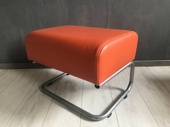 Image 1 of Fauteuil design vintage avec pouf