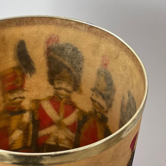 Image 1 of Porte-bâton de soldat anglais vintage, Angleterre 1960