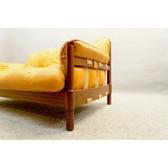 Image 1 of Canapé vintage 2 places en cuir brésilien et bois de Jatoba, 1970
