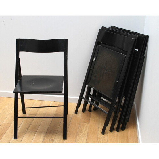 Image 1 of Ensemble de 12 chaises pliantes vintage en métal teinté noir et bois noir
