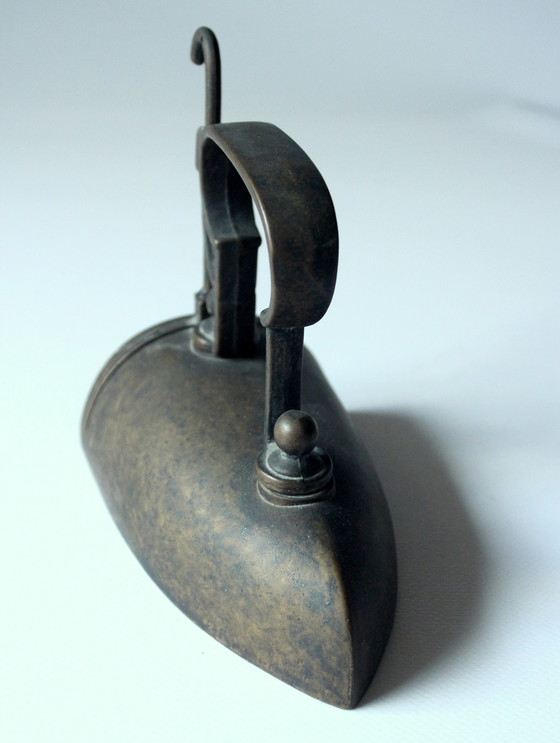 Image 1 of Fer à repasser ancien en métal, fer à repasser des années 1930