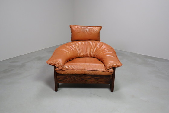 Image 1 of Chaise longue tripode vintage en cuir, rotin et chêne