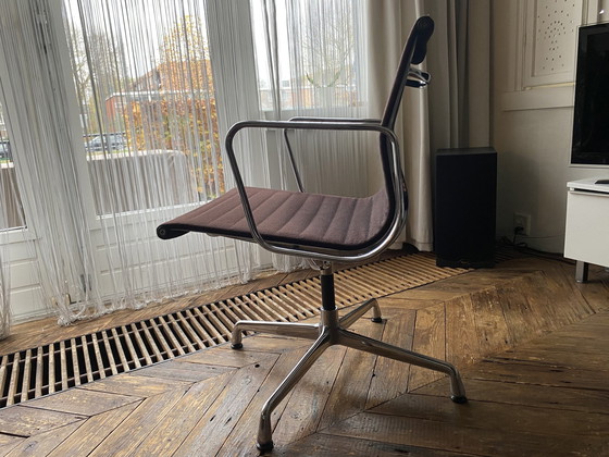 Image 1 of Charles Eames, Vita Ea108 Hopsak Brown