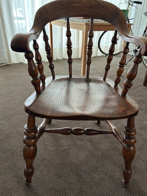 Image 1 of Chaise de bureau vintage en bois à roulettes