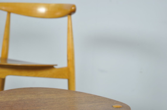 Image 1 of Fritz Hansen / Chaises de salle à manger "Heart" en hêtre et teck, FH4103 / Hans J. Wegner / Danemark années 1950