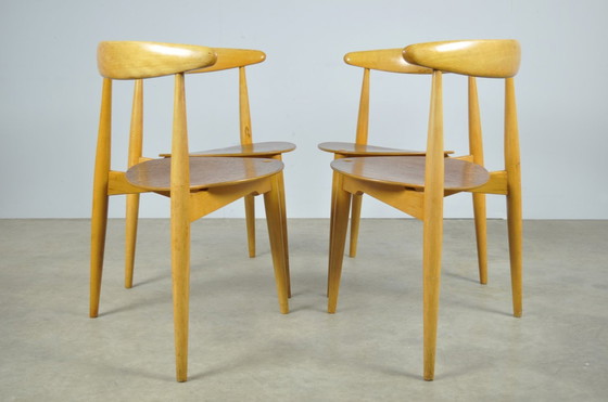 Image 1 of Fritz Hansen / Chaises de salle à manger "Heart" en hêtre et teck, FH4103 / Hans J. Wegner / Danemark années 1950
