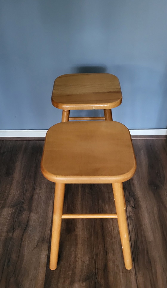 Image 1 of Tabouret vintage en bois clair des années 1970.
