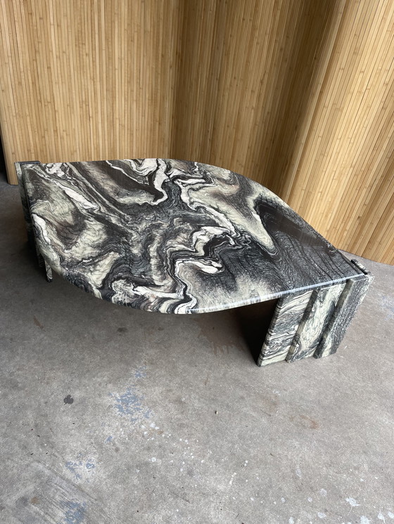 Image 1 of Table basse vintage en marbre Design italien