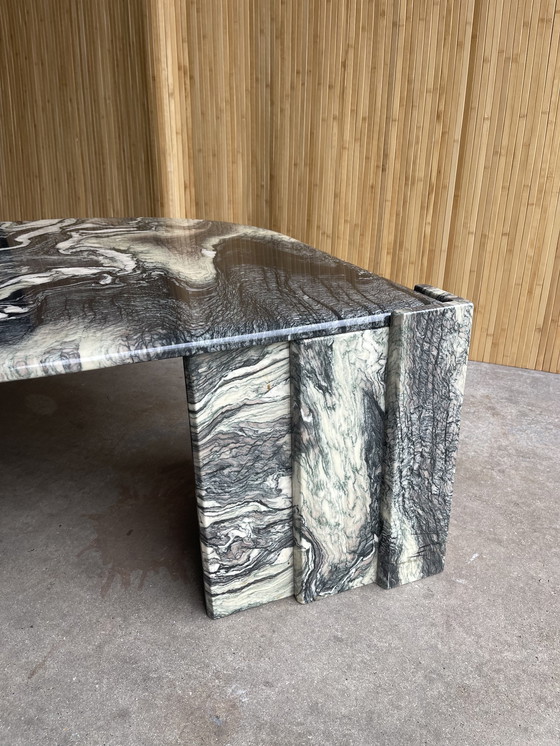 Image 1 of Table basse vintage en marbre Design italien