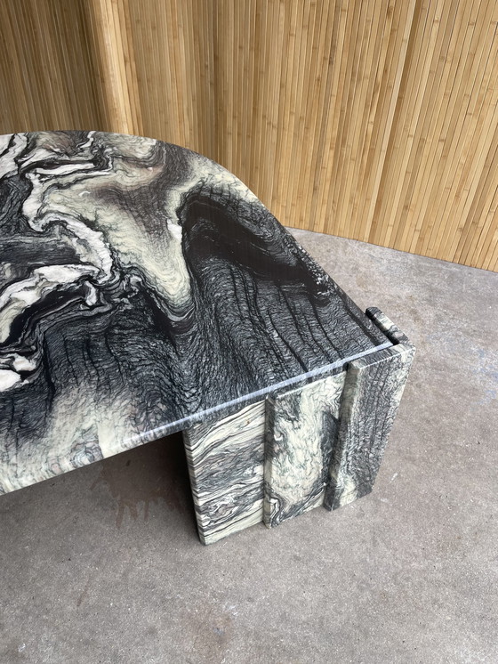 Image 1 of Table basse vintage en marbre Design italien