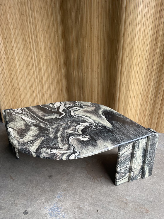 Image 1 of Table basse vintage en marbre Design italien