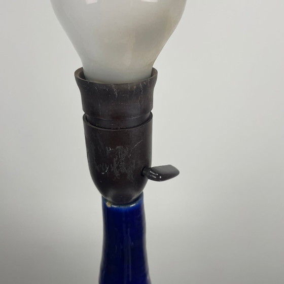 Image 1 of Lampe de table danoise en céramique bleue de 1950