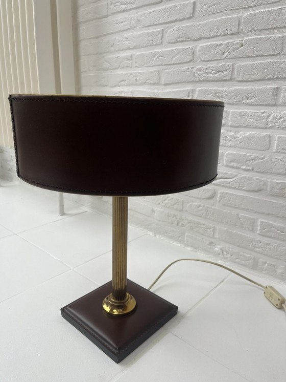 Image 1 of Lampe à poser en cuir