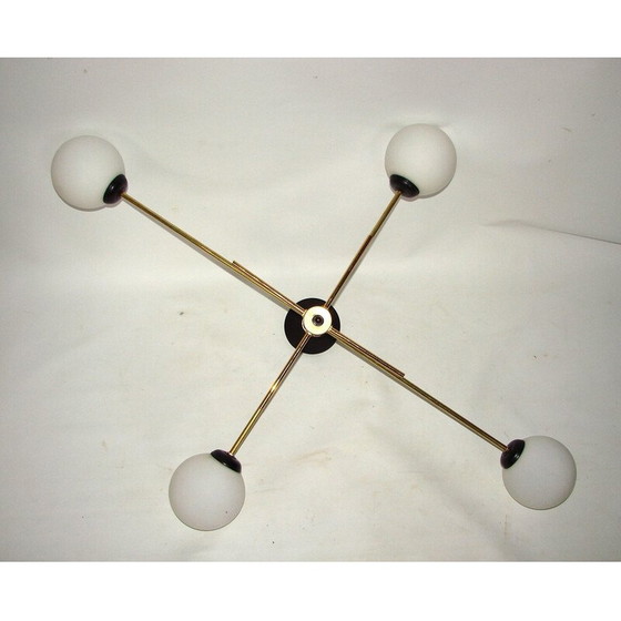 Image 1 of Lustre vintage en laiton et verre, 1960