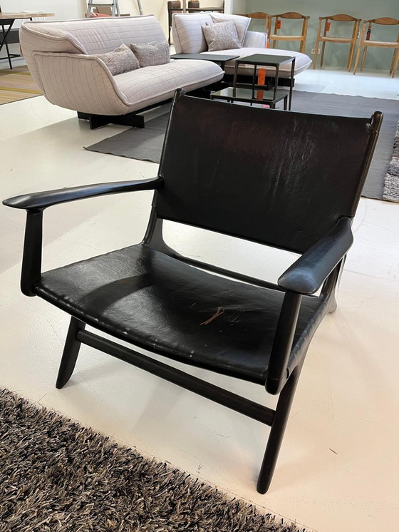 Image 1 of Chaise en cuir avec dossier