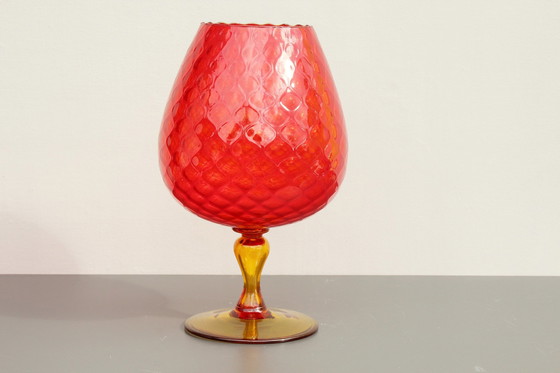 Image 1 of Grand verre rouge rubis, vase Mid Century