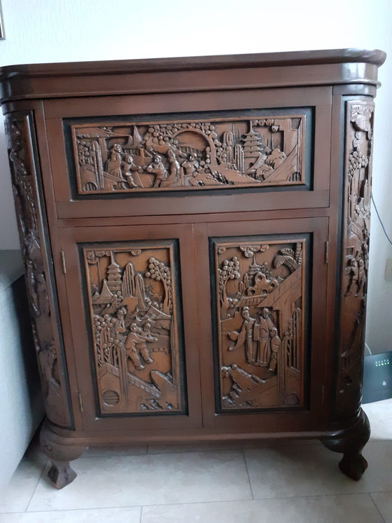 Image 1 of Meubles de bar avec sculptures en bois 60e siècle