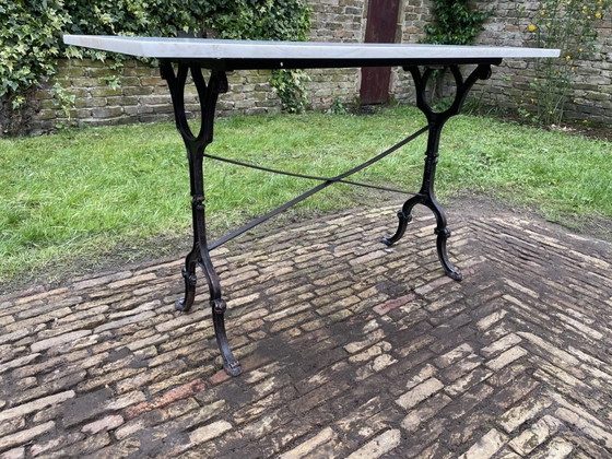 Image 1 of Table de jardin Table de bistrot avec marbre Lafa Aurillac France Période 1900