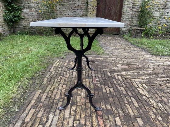 Image 1 of Table de jardin Table de bistrot avec marbre Lafa Aurillac France Période 1900