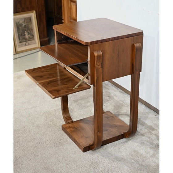 Image 1 of Table d'appoint vintage Art Déco en noyer massif, 1930