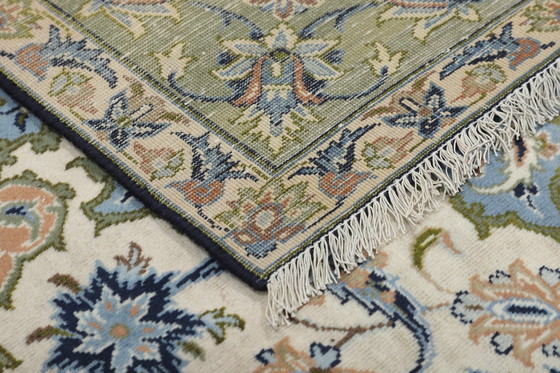 Image 1 of Tapis persan original noué à la main Isfahan Fin 400 X 280 cm