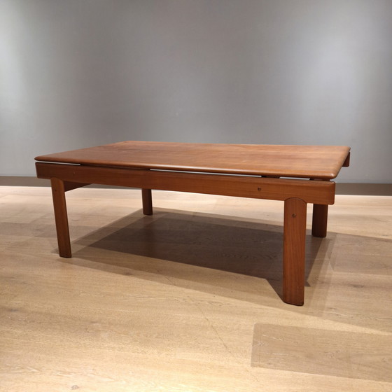Image 1 of Table basse vintage Bramin