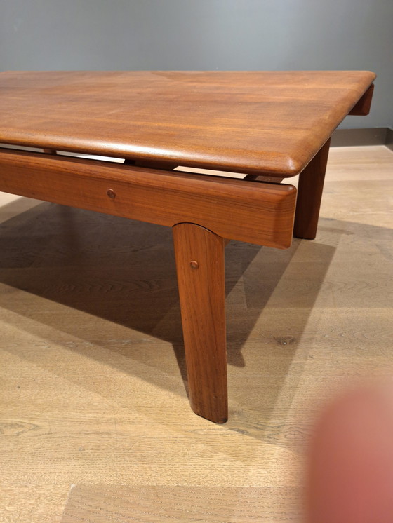 Image 1 of Table basse vintage Bramin