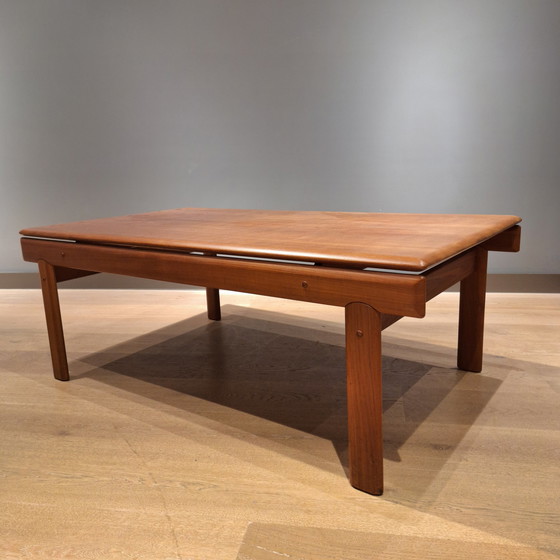 Image 1 of Table basse vintage Bramin