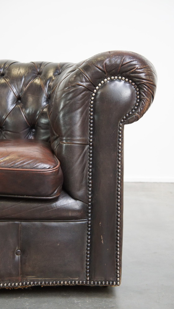 Image 1 of Canapé Chesterfield en cuir de vachette marron foncé