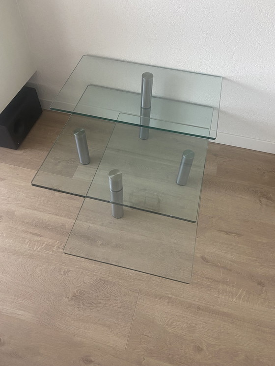 Image 1 of Table basse design pliable