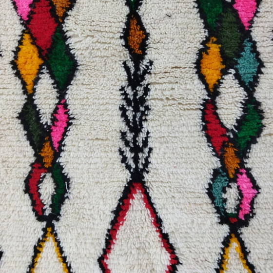 Image 1 of Petit tapis berbère marocain en laine avec plusieurs couleurs