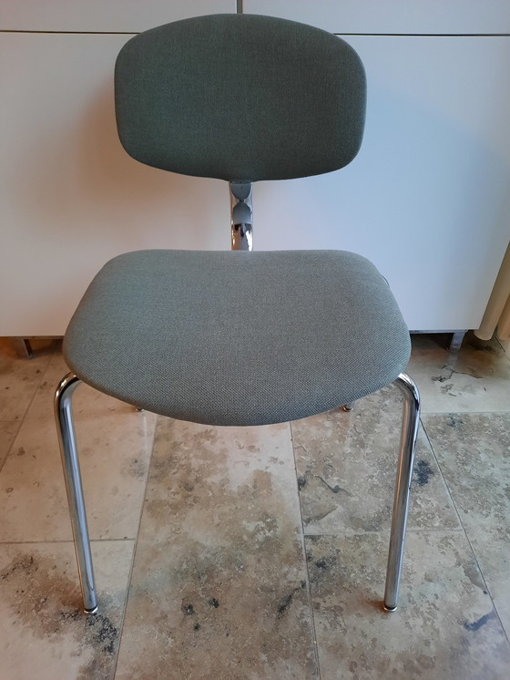 Image 1 of Pierre Paulin chaises steelcase 4x original