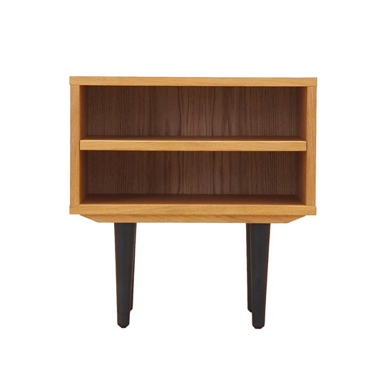 Image 1 of Table de chevet en chêne, design scandinave