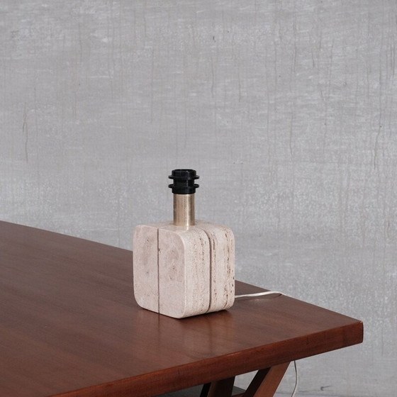 Image 1 of Lampe de table italienne en travertin du milieu du siècle, 1970.