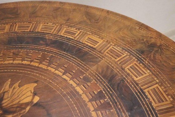 Image 1 of Table d'appoint ronde en bois, 19e siècle