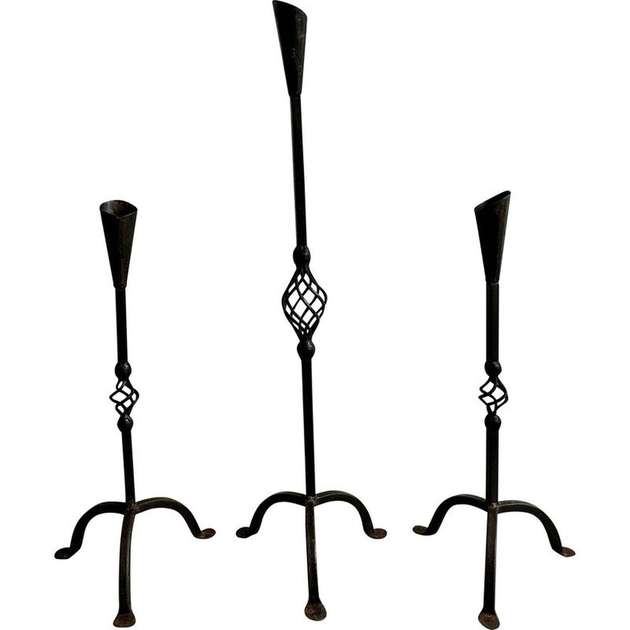 Ensemble de 3 chandeliers vintage en fer forgé | €155 | Whoppah