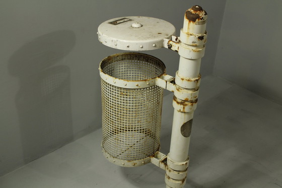 Image 1 of Paire de poubelles publiques en acier, 1970S