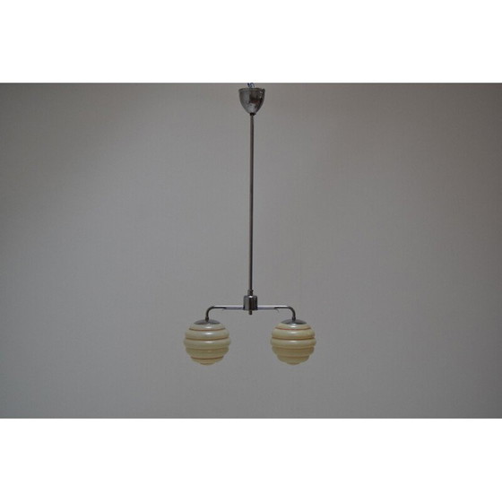 Image 1 of Lampe suspendue vintage en verre et chrome, Tchécoslovaquie 1950