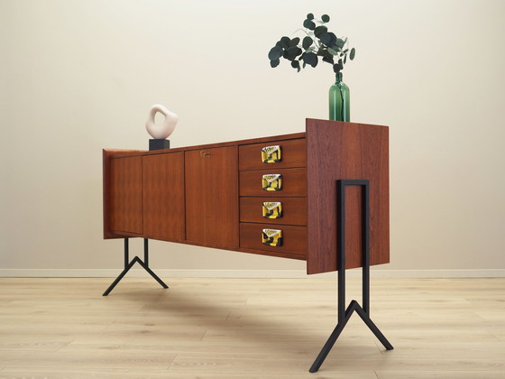 Image 1 of Buffet en teck, Design italien, 1960S, Production : Italie