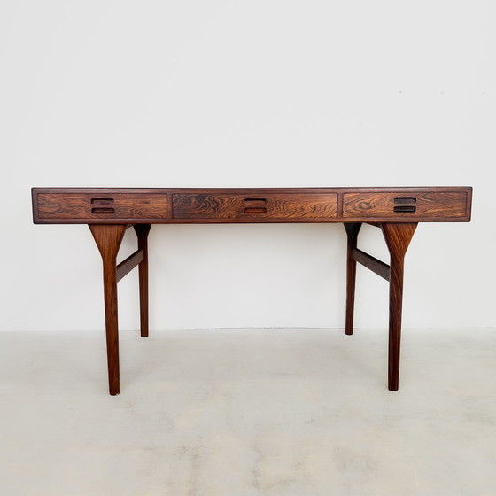 Image 1 of Bureau danois Mid Century en bois de rose par Nanna et Jørgen Ditzel pour Søren Willadsen