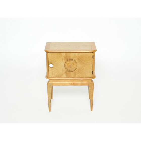 Image 1 of Table de chevet vintage en frêne sculpté 1940s