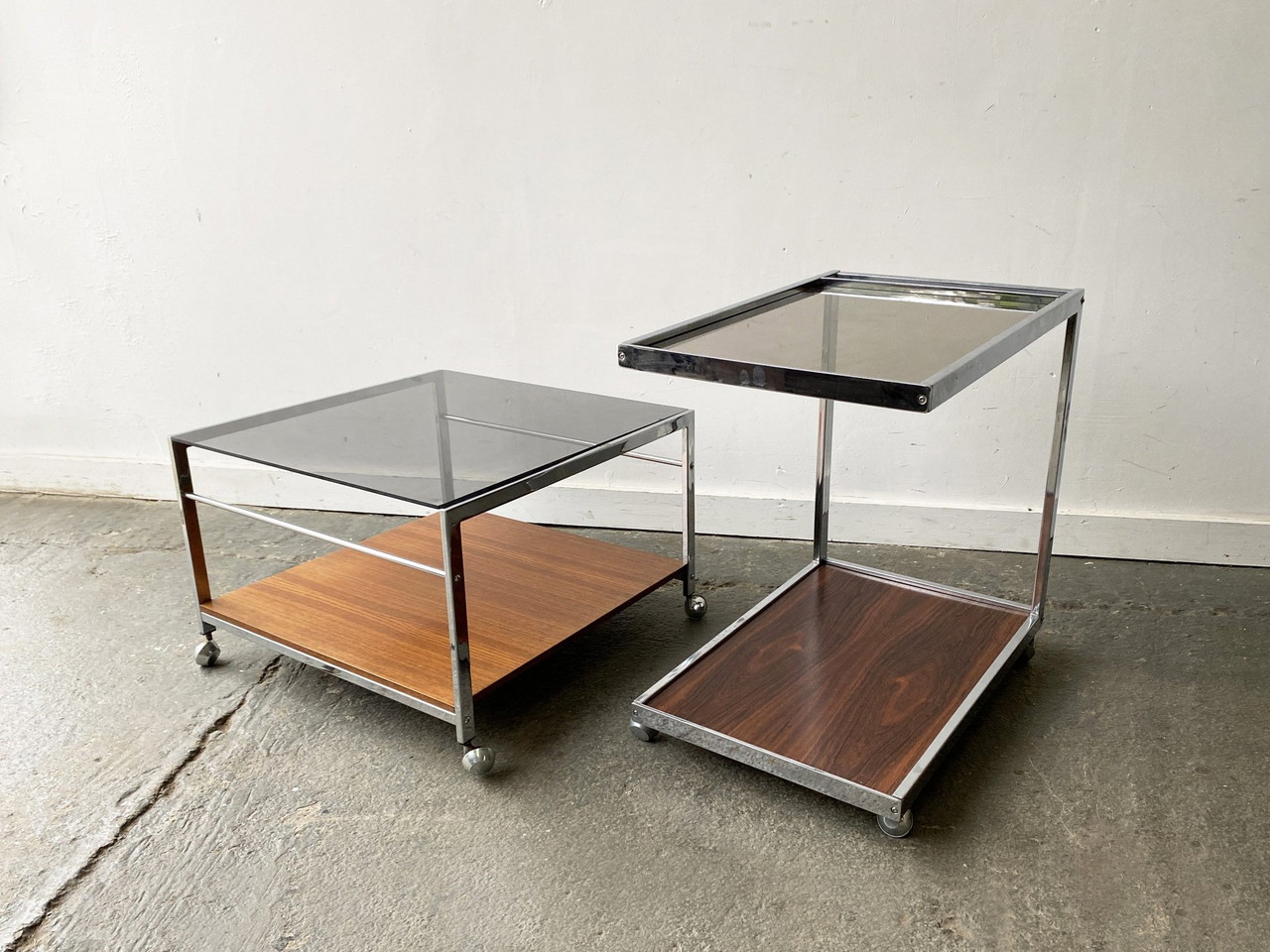 Chariot De Bar Vintage Années 70 - Style Hollywood Regency - Verre, Miroir, Laiton - Dimensions 79.5x39.5x50cm