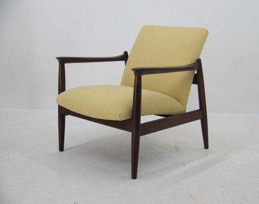 Fauteuil en hêtre Edmund Homa modèle GFM 64 des années 1960, restauré