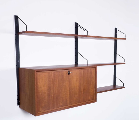 Image 1 of Armoire murale Royal System - P. Cadovius - Cado