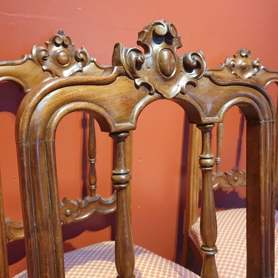 Image 1 of Ensemble de 6 chaises en noyer d'époque victorienne