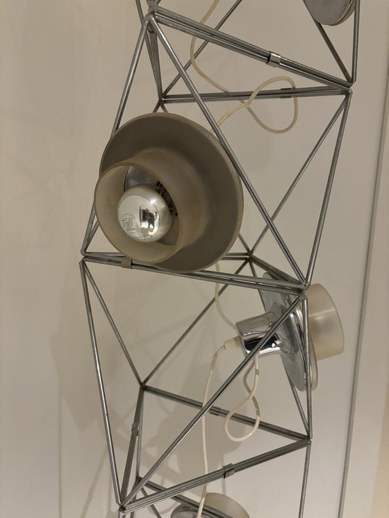 Image 1 of Lampadaire sculptural en Poliedra par Felice Ragazzo pour Guzzini, Italie, années 1970